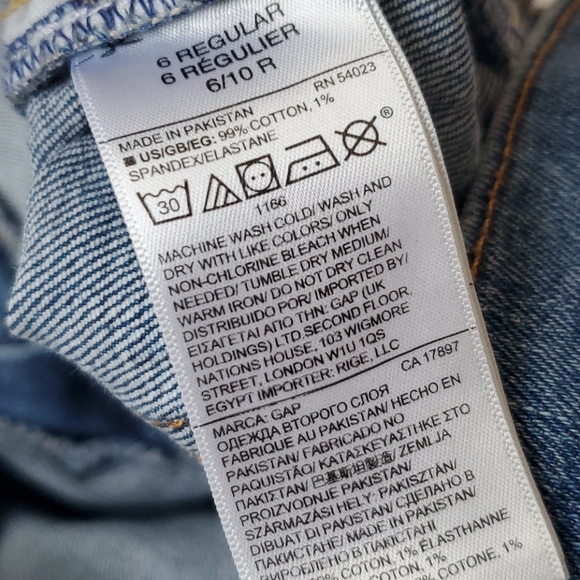 GAP - Picture 7 of 7